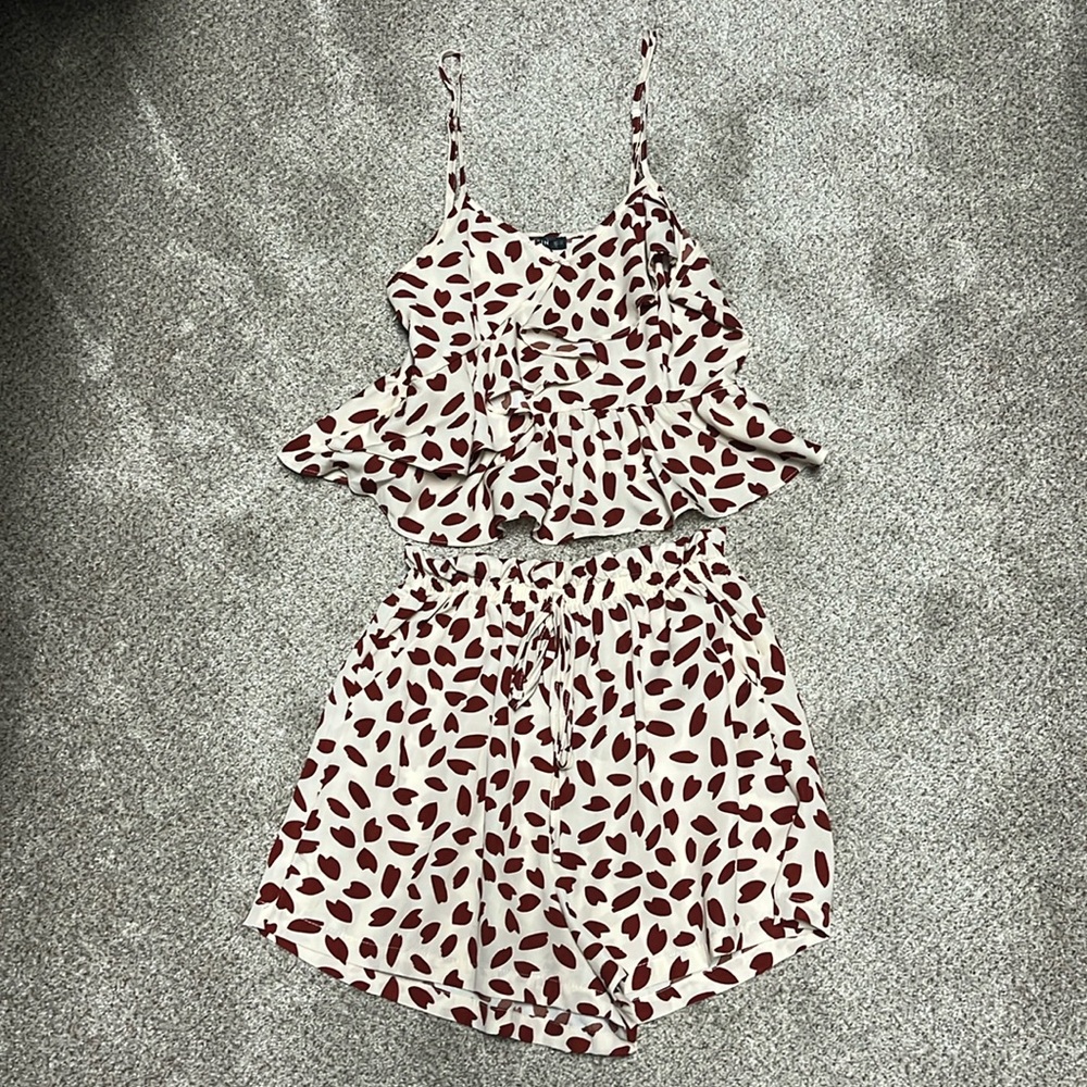 2 piece set. Shorts and tank top set.
